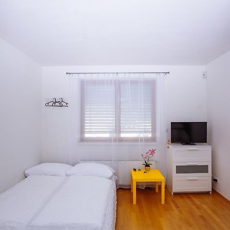 Beautiful Apartment In Central Residence 布拉格 外观 照片